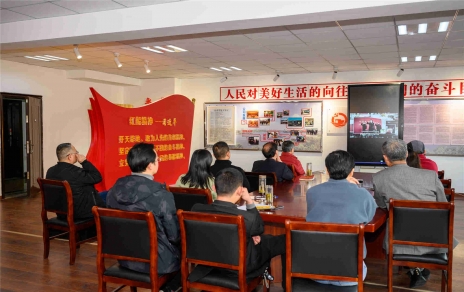心中的感動(dòng) 化之為行動(dòng)！-- 收看學(xué)習(xí)《榜樣5》