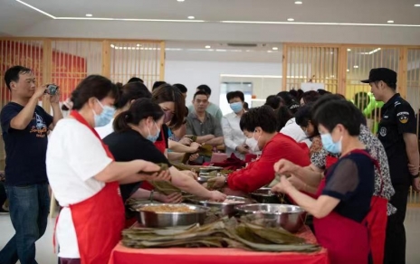 組團(tuán)共建、服務(wù)民生---這里的黨群服務(wù)中心格外有溫度